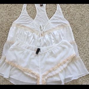 VS beautiful 2 pc sleepwear
